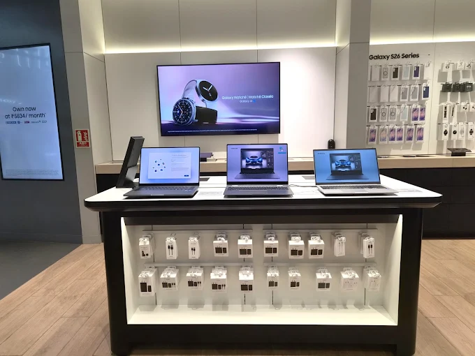 Samsung Experience Store- Express Avenue Mall thumbnail 4