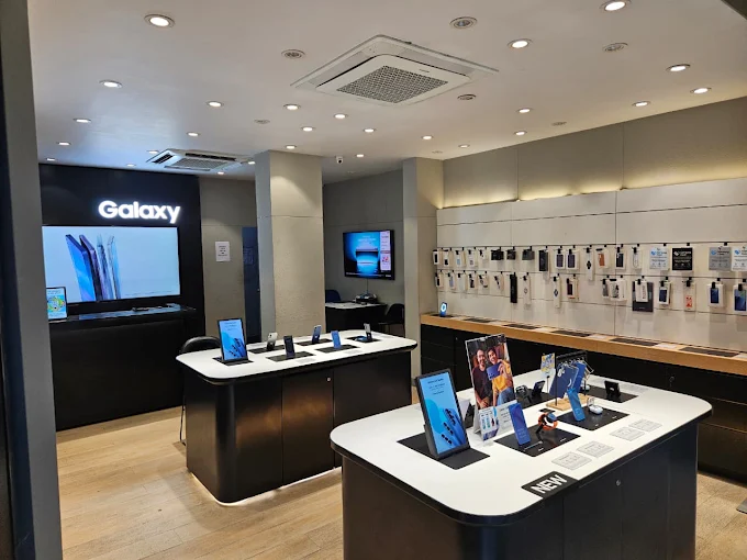 Samsung Experience Store- Karolbagh store image