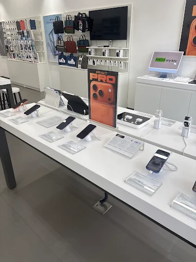 IVENUS-Apple Premium Reseller-Gangadhan Market Road store image