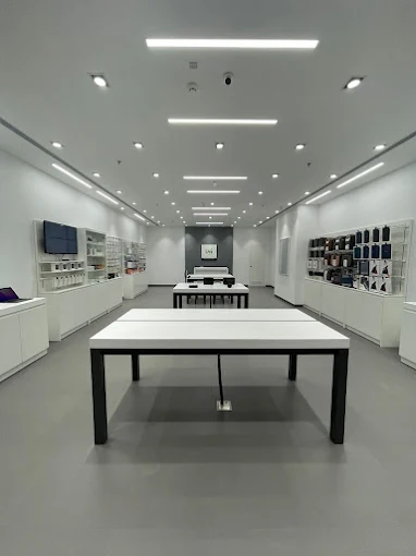 Unicorn-Apple Premium Partner-GRAND HIGHSTREET MALL store image 3