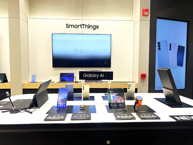 Samsung Experience Store- Bannerghata Vega City Mall store image 3