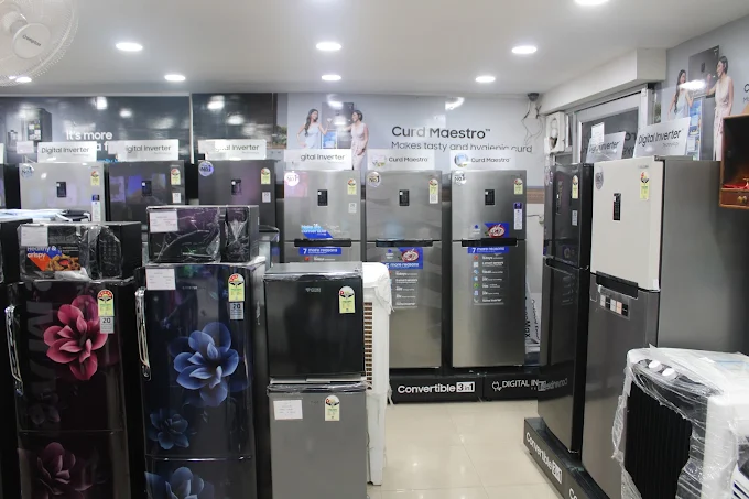 Samsung SmartPlaza - Esquire Electronics, Meerut store image 4