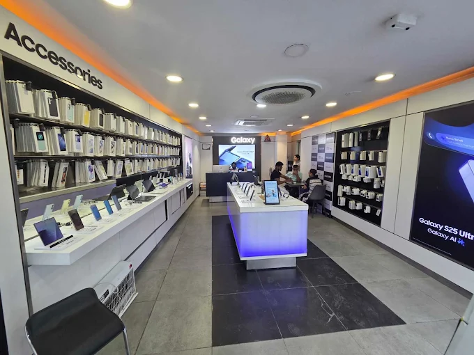 Samsung Experience Store- Jail Road store image