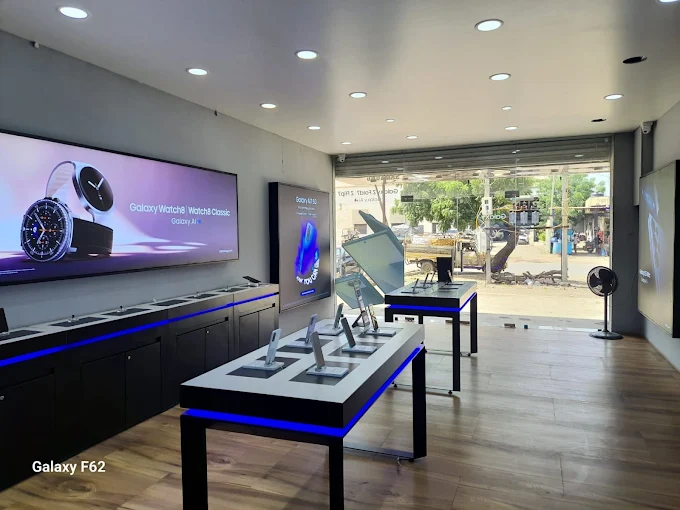 Samsung Experience Store- Metoda, Rajkot store image 3