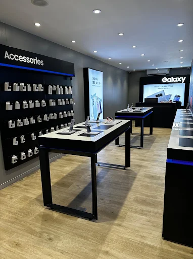 Samsung Experience Store- Paldi store image 3