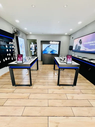 Samsung Experience Store- Samana, Patiala store image 3