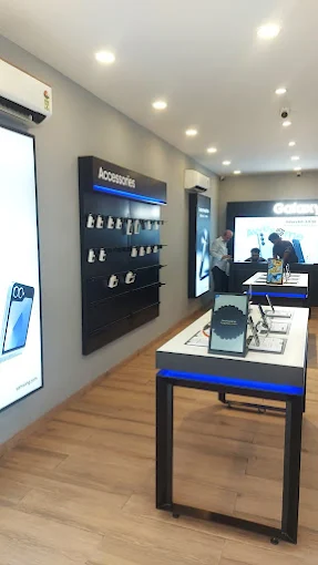 Samsung Experience Store- Khanpur store image 3