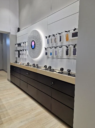 Samsung Experience Store- Chakan store image 4