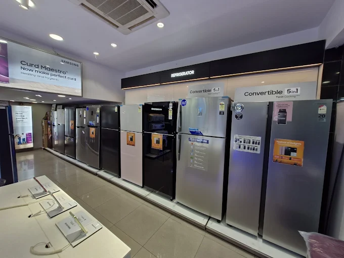 Samsung Smart Plaza - Metro Radio store image 3