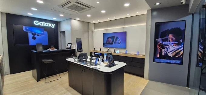 Samsung Experience Store- NIT, Faridabad store image 3