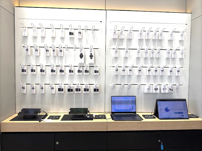 Samsung Experience Store- Nikol thumbnail 4
