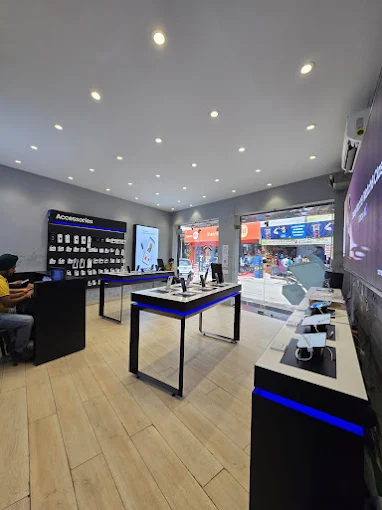 Samsung Experience Store- Badarpur store image 4