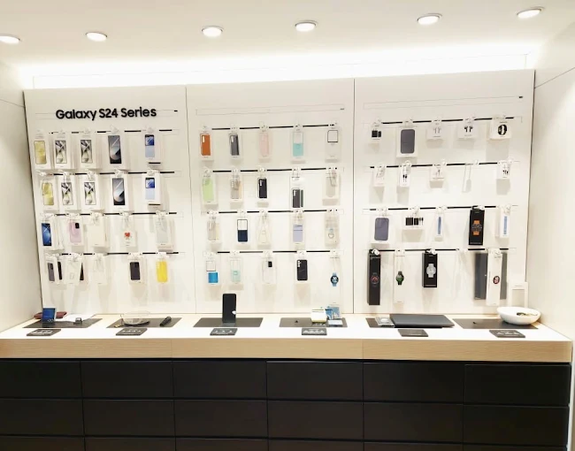 Samsung Experience Store New- Udaipur, Fatehpura thumbnail 4
