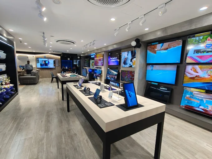 Samsung Smart Plaza - Aarco One -Lajpat Nagar store image 3