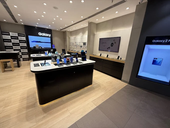Samsung Experience Store Crown- Interiorz Mall, Faridabad store image 3