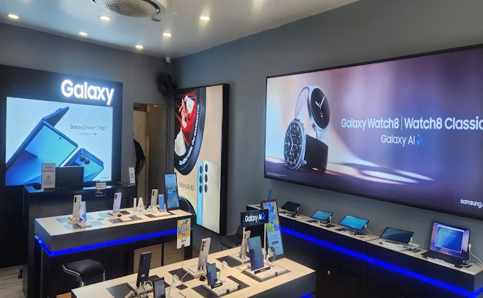 Samsung Experience Store- Durga Puri Extn store image 4