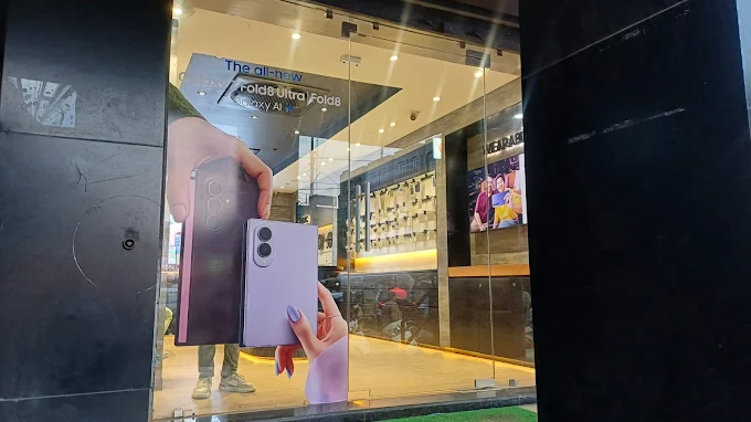 Samsung Experience Store- Sanjay Place, Agra store image 3