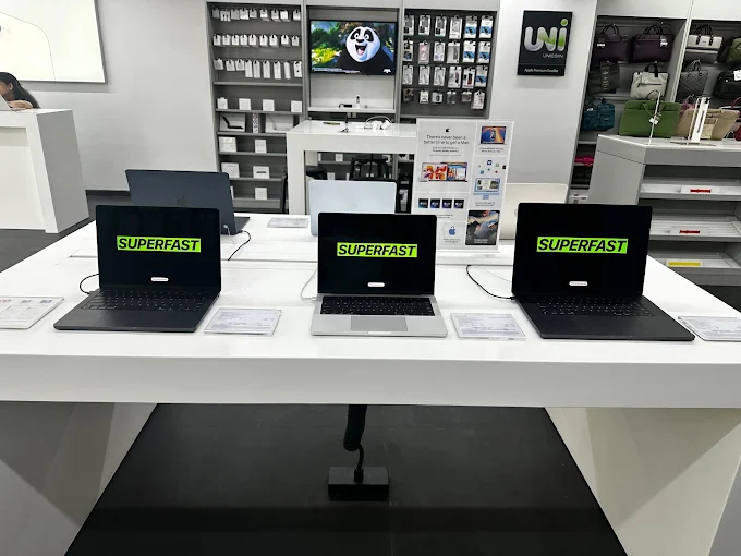 UNICORN -Apple Premium Reseller-Defence Colony store image 3