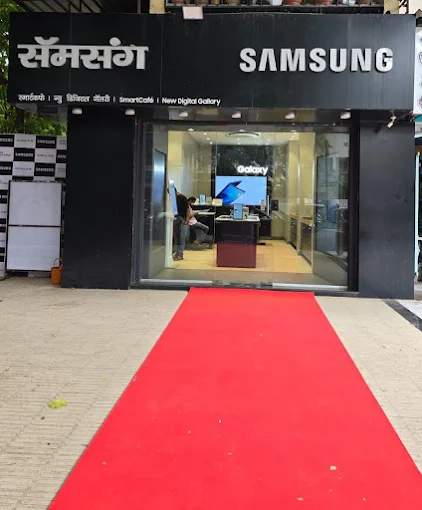 Samsung Experience Store- Dhole Patil Road store image 3