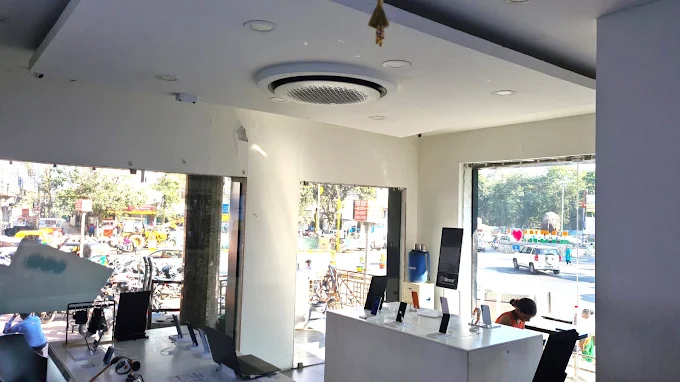 Samsung Experience Store- Fatehgunj, Vadodara store image 3
