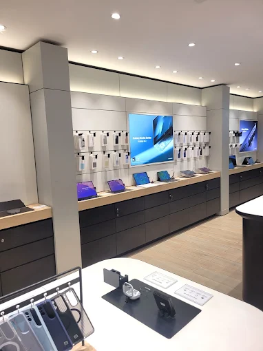 Samsung Experience Store- Punjabi Bagh store image