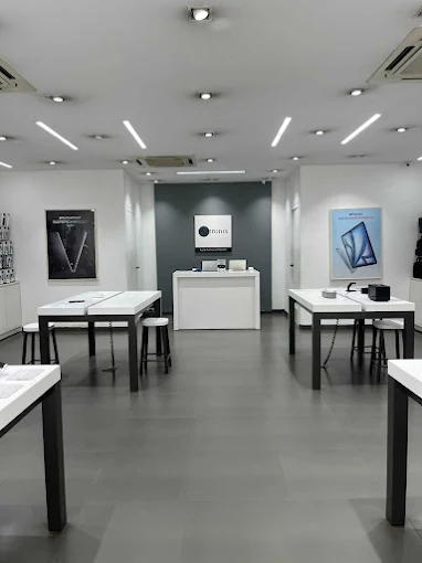 Aptronix-Apple Premium Reseller-kothaguda store image