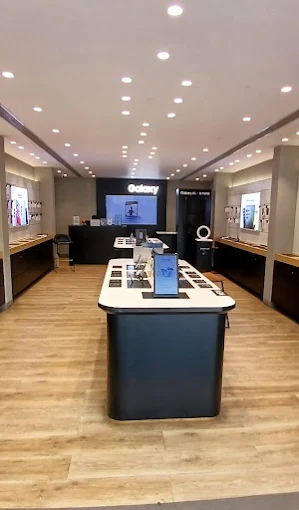 Samsung Experience Store- Old Padra Road, Vadodara store image