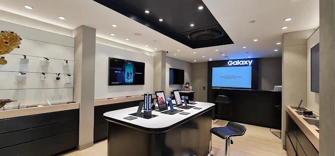 Samsung Experience Store- Rajajinagar store image 3