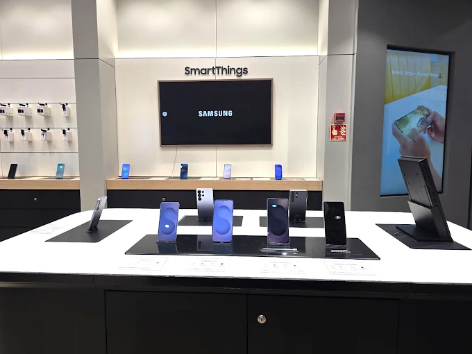 Samsung Experience Store- Gopalapura Lulu Mall store image 4