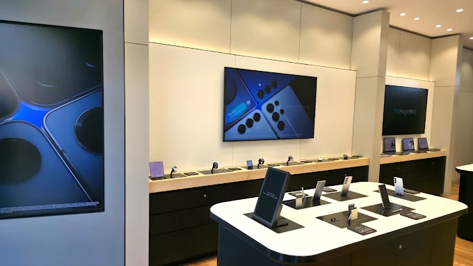 Samsung Experience Store- Sarthana Jakatnaka thumbnail 4