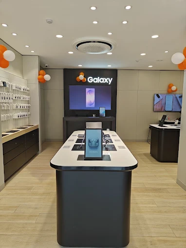 Samsung Experience Store- Sadar Mangalwari- Nagpur store image