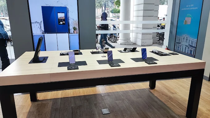 Samsung Experience Store- Connaught Place store image 3