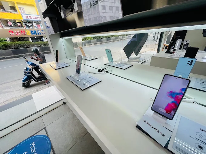Samsung Experience Store- Musheerabad store image 3