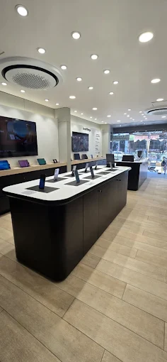 Samsung Experience Store- Mahavir Enclave store image 3