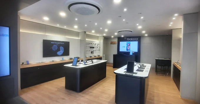 Samsung Experience Store- Yeshwanthpur store image 4