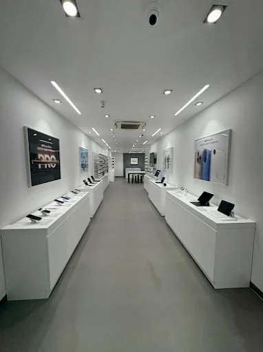 iNvent - Apple Premium Reseller-Shahdara store image