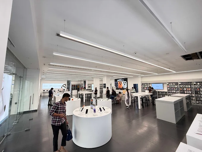 Aptronix-Apple Premium Reseller-Begumpet store image