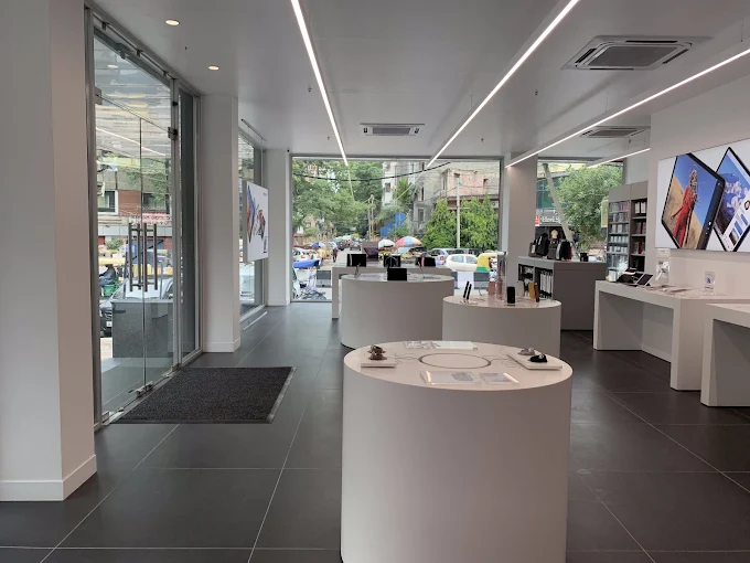 iNvent - Apple Premium Reseller-Lajpat Nagar store image 3
