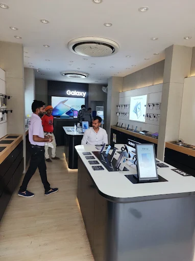 Samsung Experience Store- Narela store image 4
