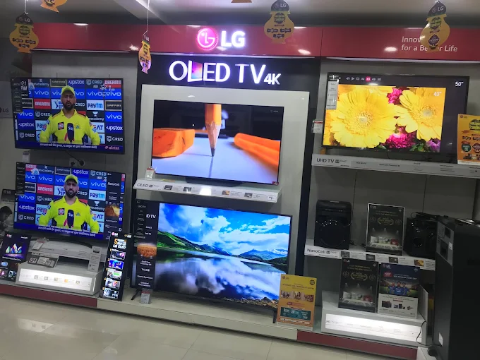 LG BEST SHOP - MANU MUSIC HOUSE store image 3