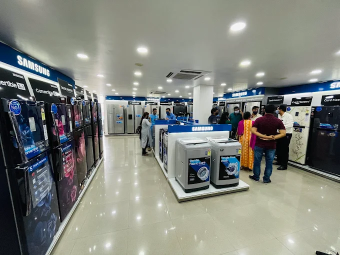 Samsung SmartPlaza - M K Electronics store image 3