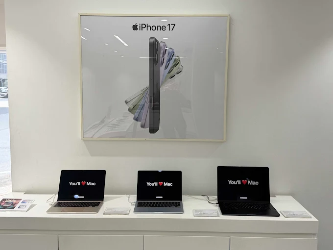Aptronix-Apple Premium Reseller-Navarangpura store image 3
