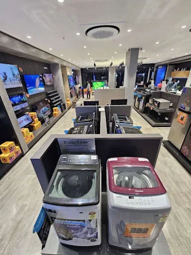 Samsung Smart Plaza - E Zone Marketing thumbnail 5