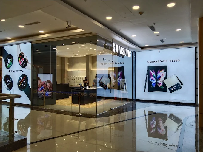 Samsung Experience Store- Ghatkopar R City Mall store image