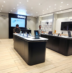 Samsung Experience Store-Kota, DCM Road store image 3