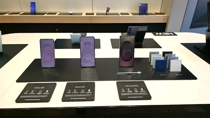 Samsung Experience Store- Sarthana Jakatnaka store image 3