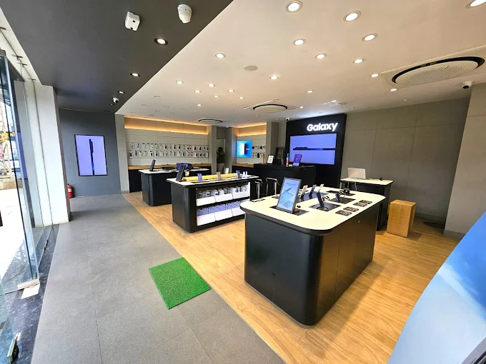Samsung Experience Store- South Bopal store image