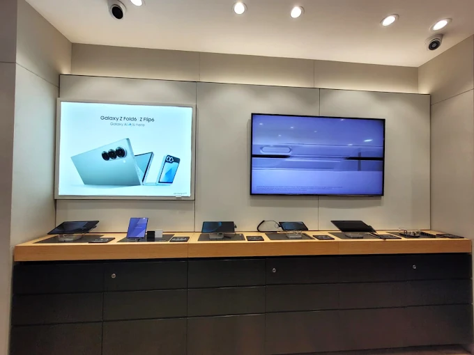 Samsung Experience Store- Manjalpur, Vadodara store image 4