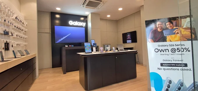 Samsung Experience Store- Koliwada store image 4