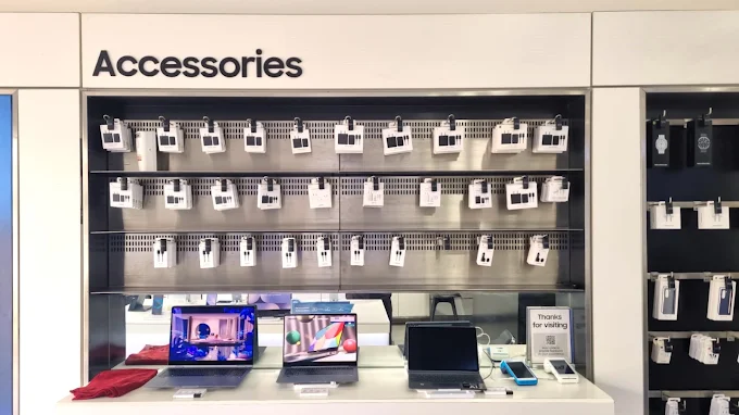 Samsung Experience Store- Mundhwa Kharadi Road thumbnail 4